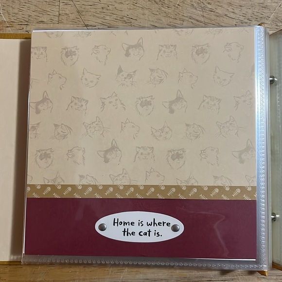 Hallmark Instant Scrapbook Cats Happy Tails - Picture 5 of 7